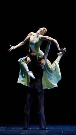 Olga Esina As Anna Karenina With Kirill Kourlaev